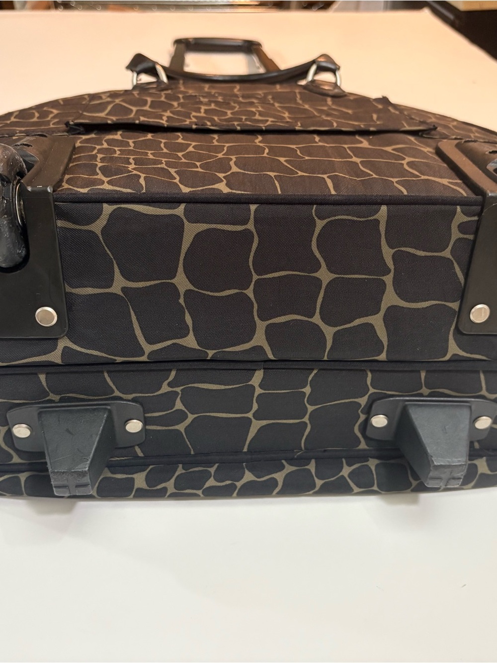 Baggallini Brown Giraffe-Print Laptop Bag - Picture 12 of 16